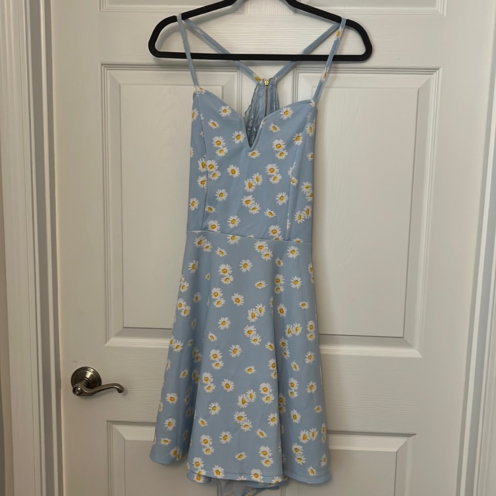 No Boundaries Light Blue Floral Dress (XL)